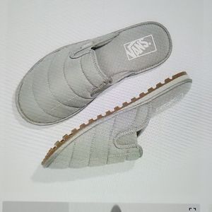 NWT- VANS-Mountain Mule Shoe